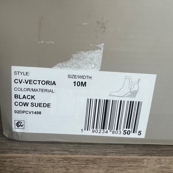 NWT Crown Vintage Wedge Bootie Size 10 - Picture 7 of 8